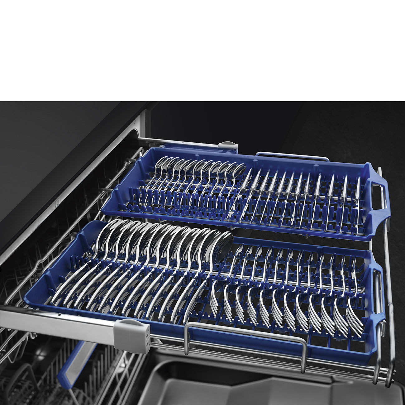 Máy rửa bát bán âm SMEG PL324BQXDE màu thép không gỉ