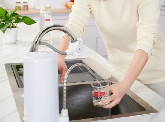 Thiết bị lọc nước lắp trên bồn rửa ET101