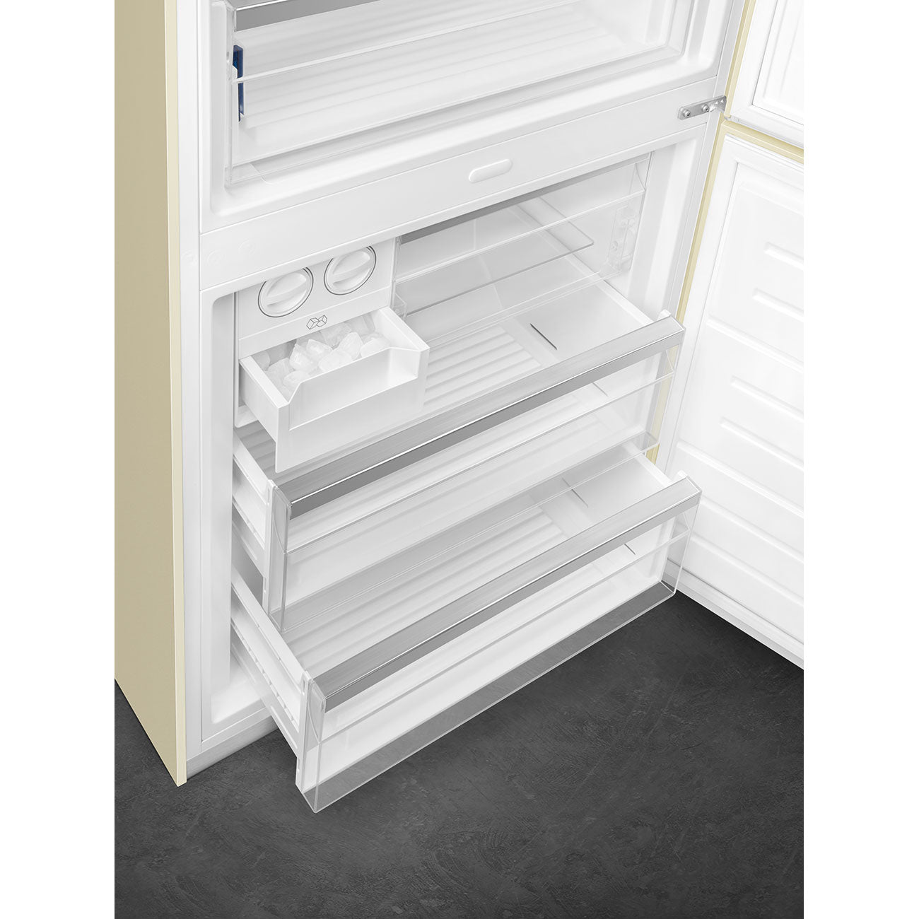 Tủ lạnh 2 ngăn cánh phải SMEG FA8005RPO5 màu kem