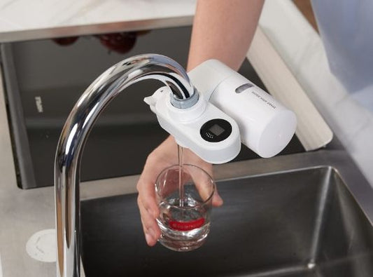 Thiết bị lọc nước lắp tại vòi EF102