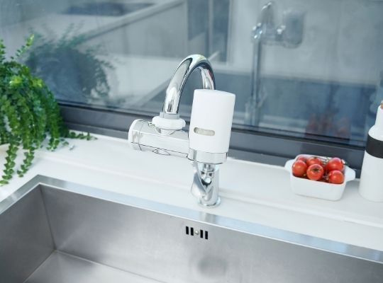 Thiết bị lọc nước lắp tại vòi EF201