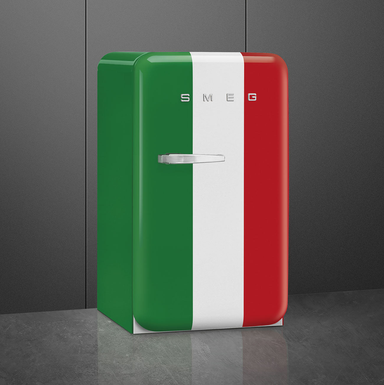 Tủ mát SMEG FAB10HRDIT5 màu cờ Italy cánh phải