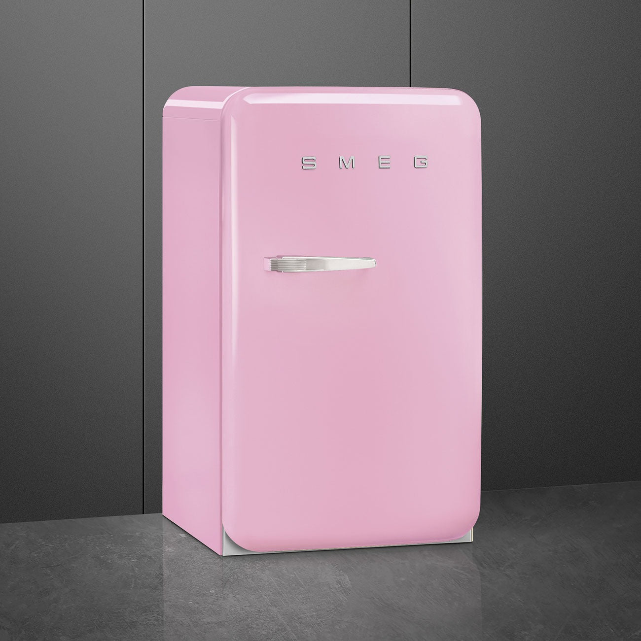 Tủ mát một cửa SMEG FAB10HRPK6 màu hồng cánh phải