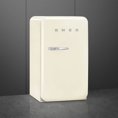 Tủ lạnh mini một cửa SMEG FAB10RCR5 màu kem cánh phải