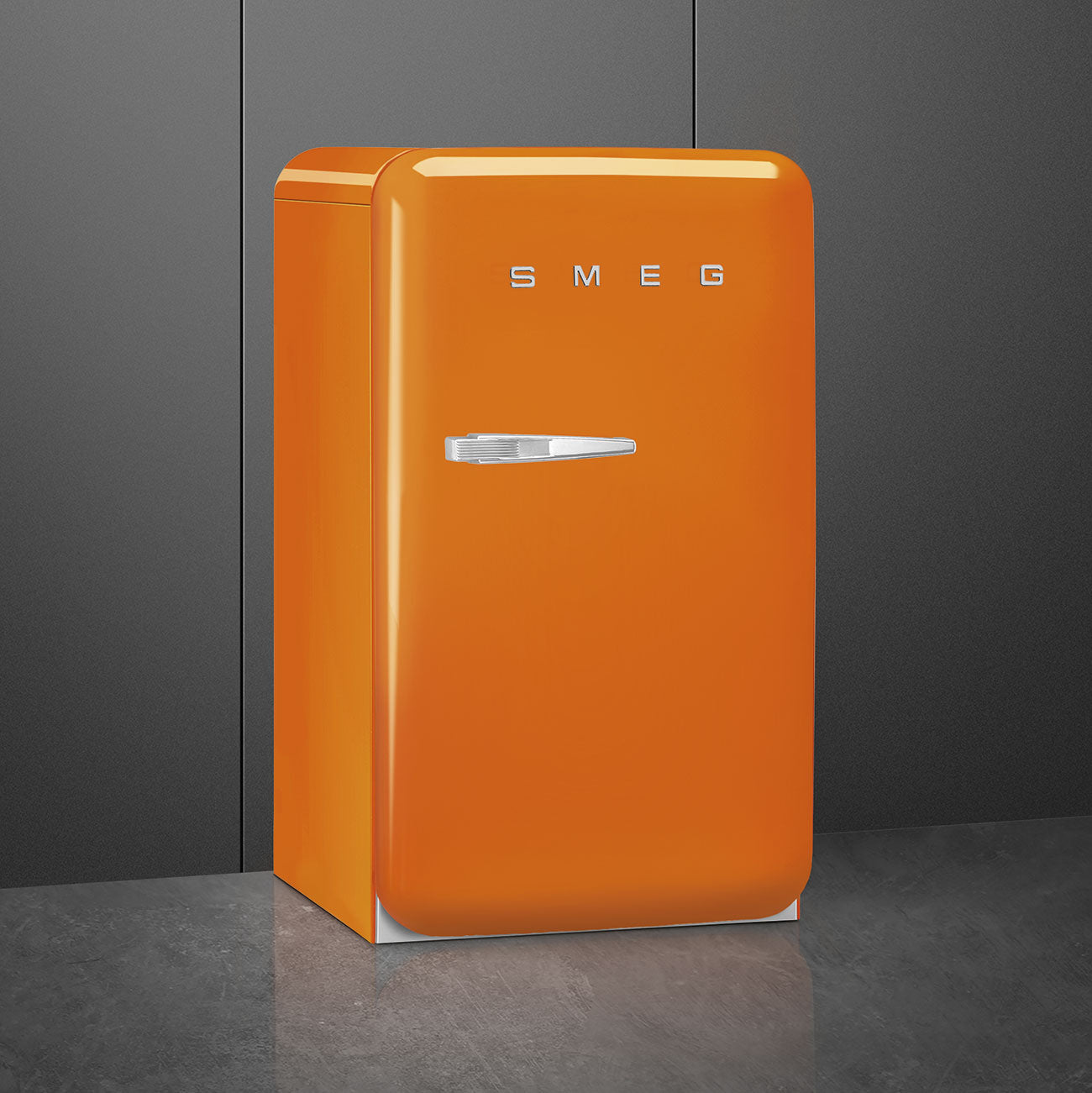 Tủ lạnh mini một cửa SMEG FAB10ROR5 màu cam cánh phải