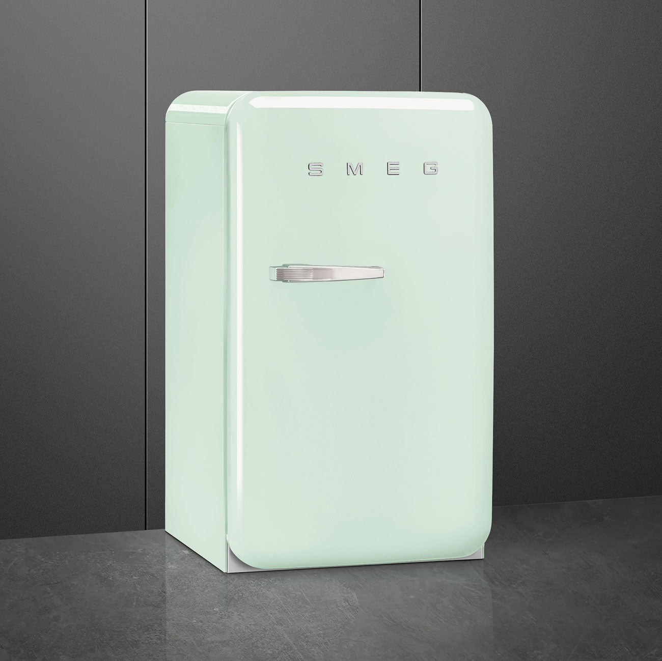 Tủ lạnh một cửa SMEG FAB10RPG6 cánh phải màu xanh lá cây nhạt