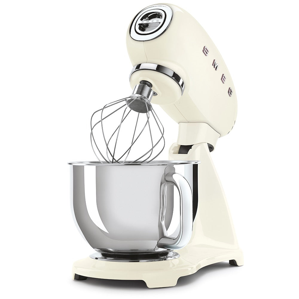 Máy trộn bột SMEG SMF03CREU màu kem