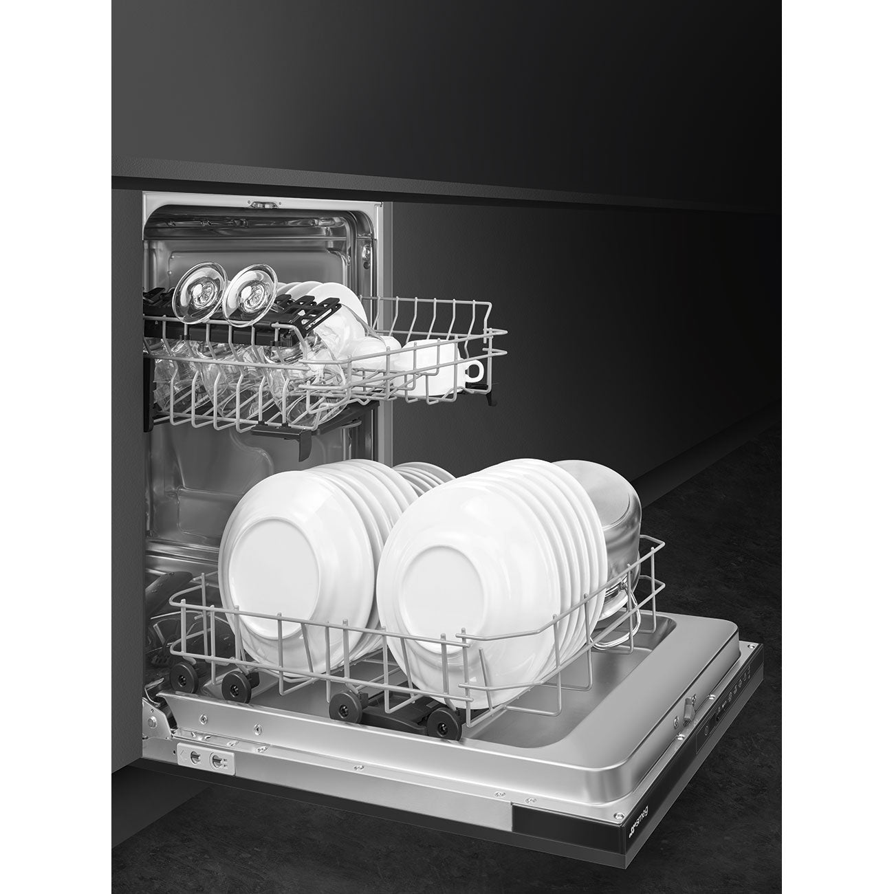 Máy rửa bát âm tủ SMEG ST4512IN màu đen