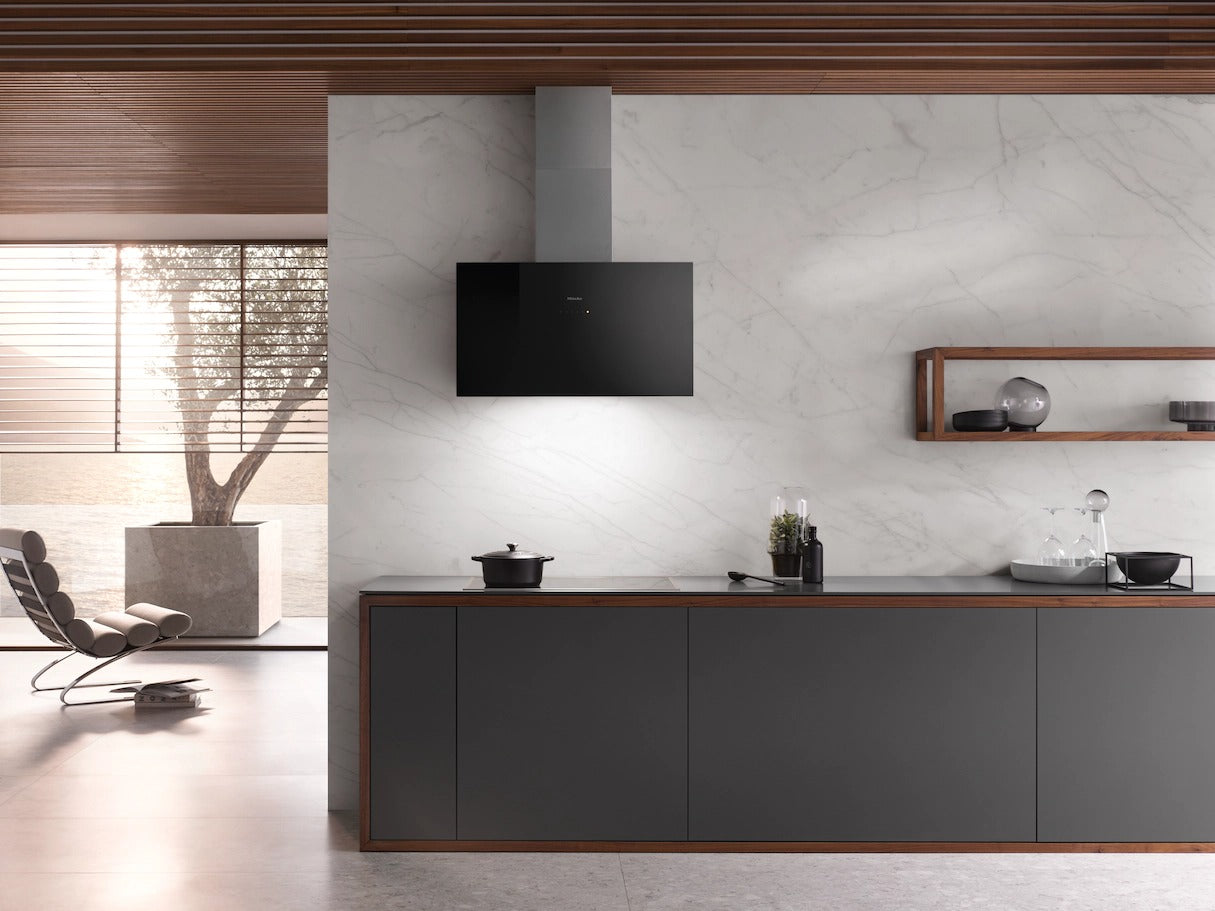 Máy hút mùi treo tường Miele DA 9091 W