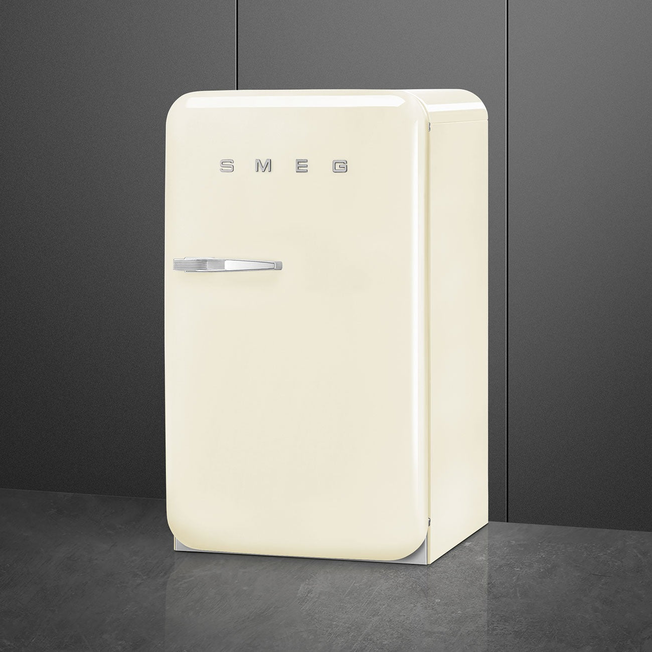 Tủ lạnh một cửa SMEG FAB10RCR6 màu kem cánh phải