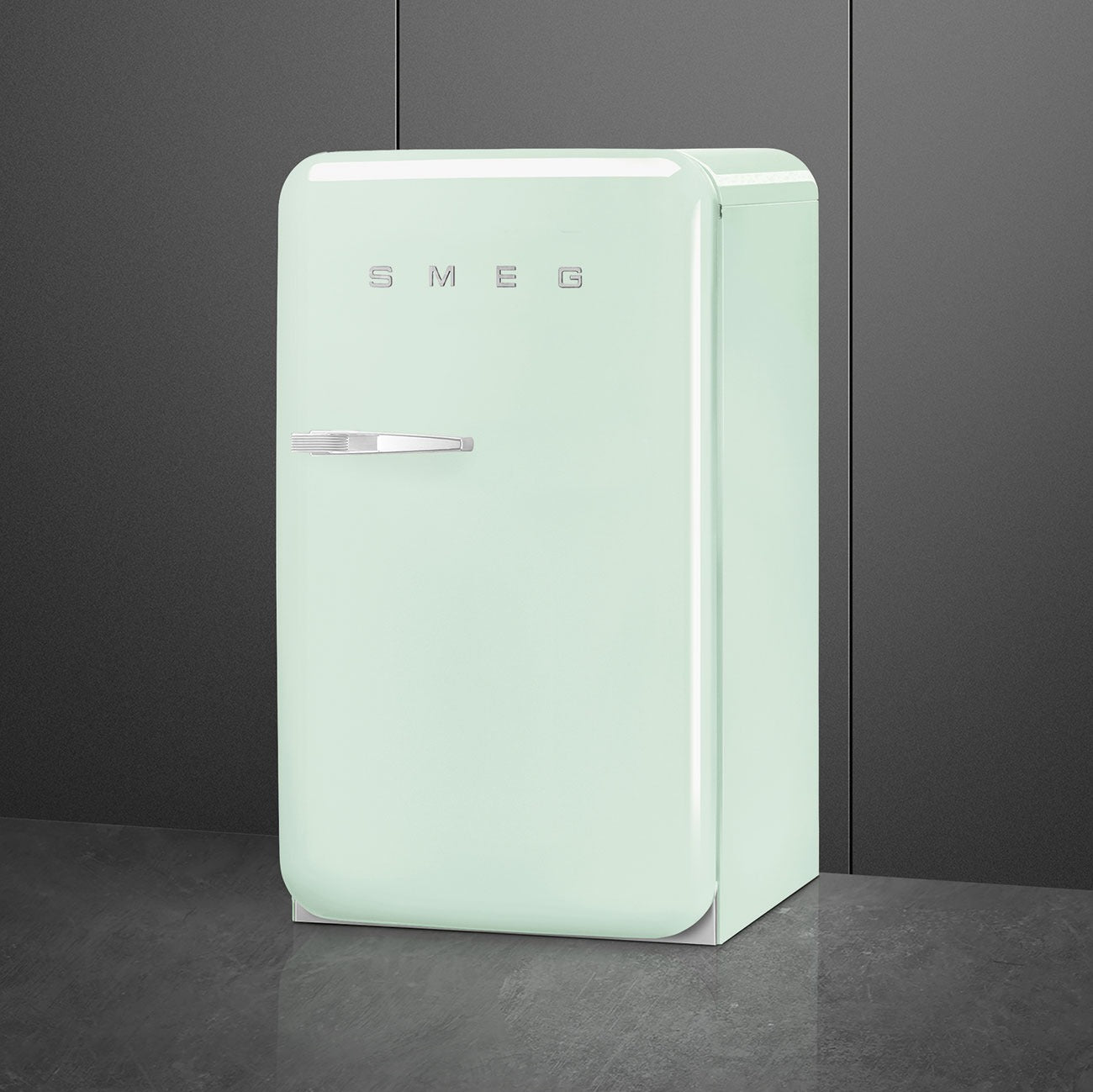 Tủ lạnh một cửa SMEG FAB10RPG6 cánh phải màu xanh lá cây nhạt