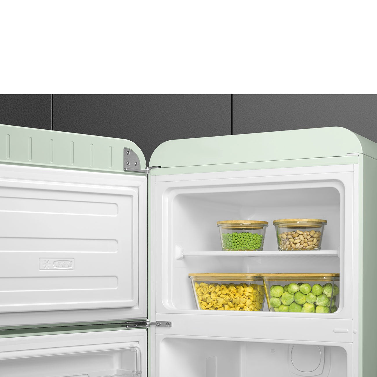 Tủ lạnh cửa đôi SMEG FAB30LPG5 màu xanh lá cánh trái