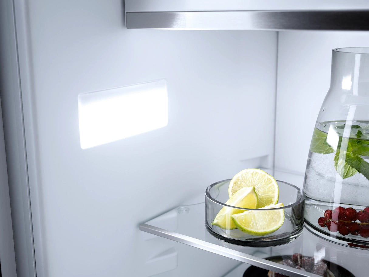 Tủ mát âm tủ Miele K 7743 E