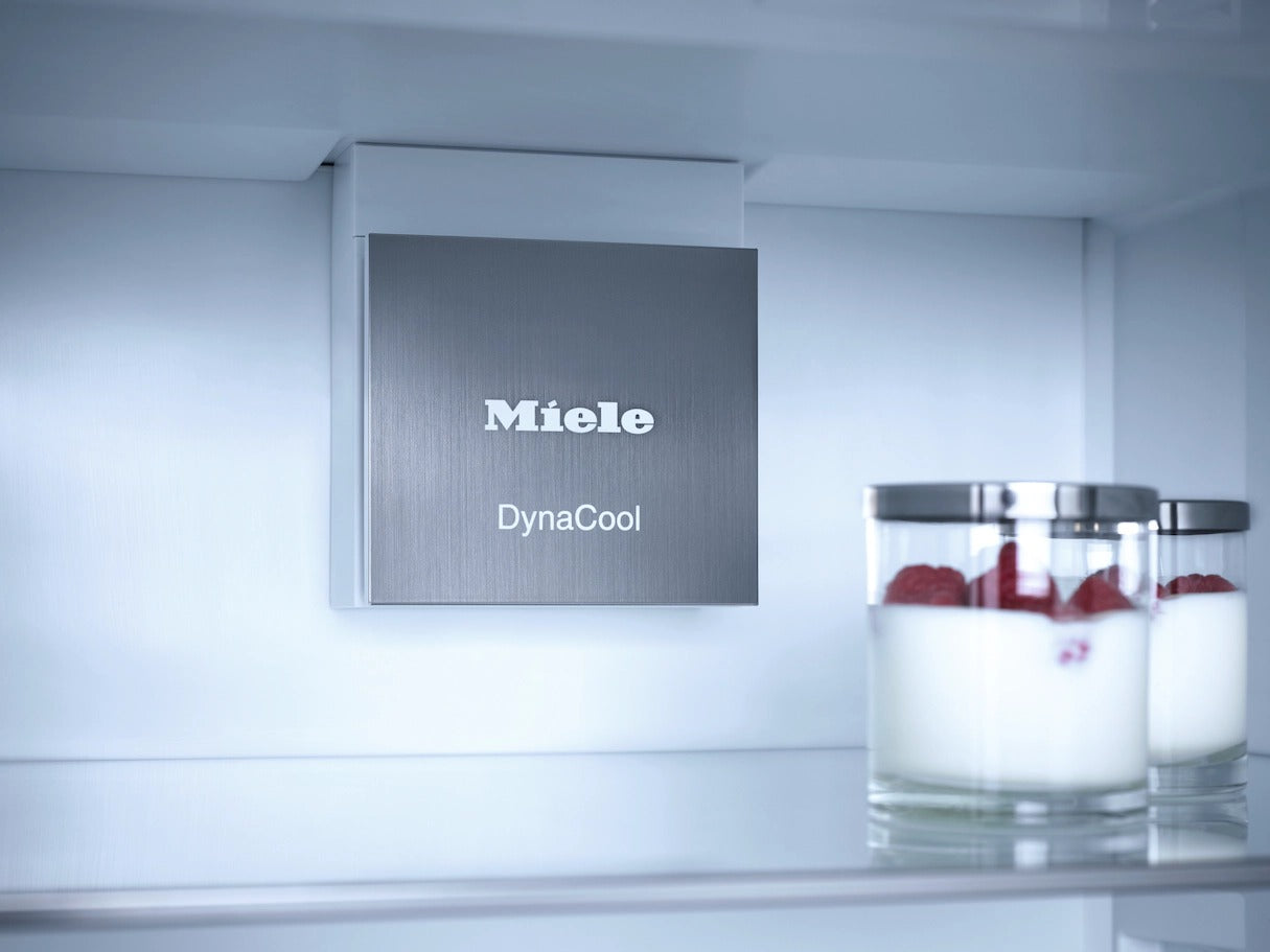 Tủ lạnh âm tủ Miele KFN 7734 D