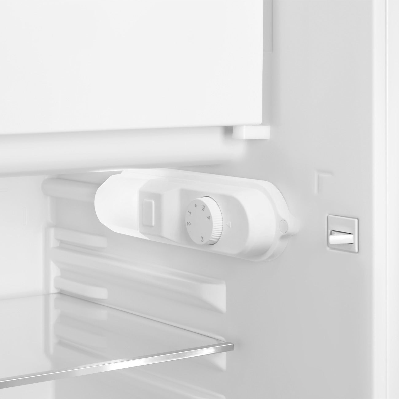 Tủ lạnh một cửa SMEG FAB10RCR6 màu kem cánh phải