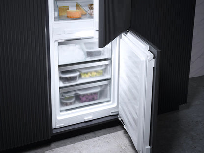 Tủ lạnh âm tủ Miele KFN 7795D