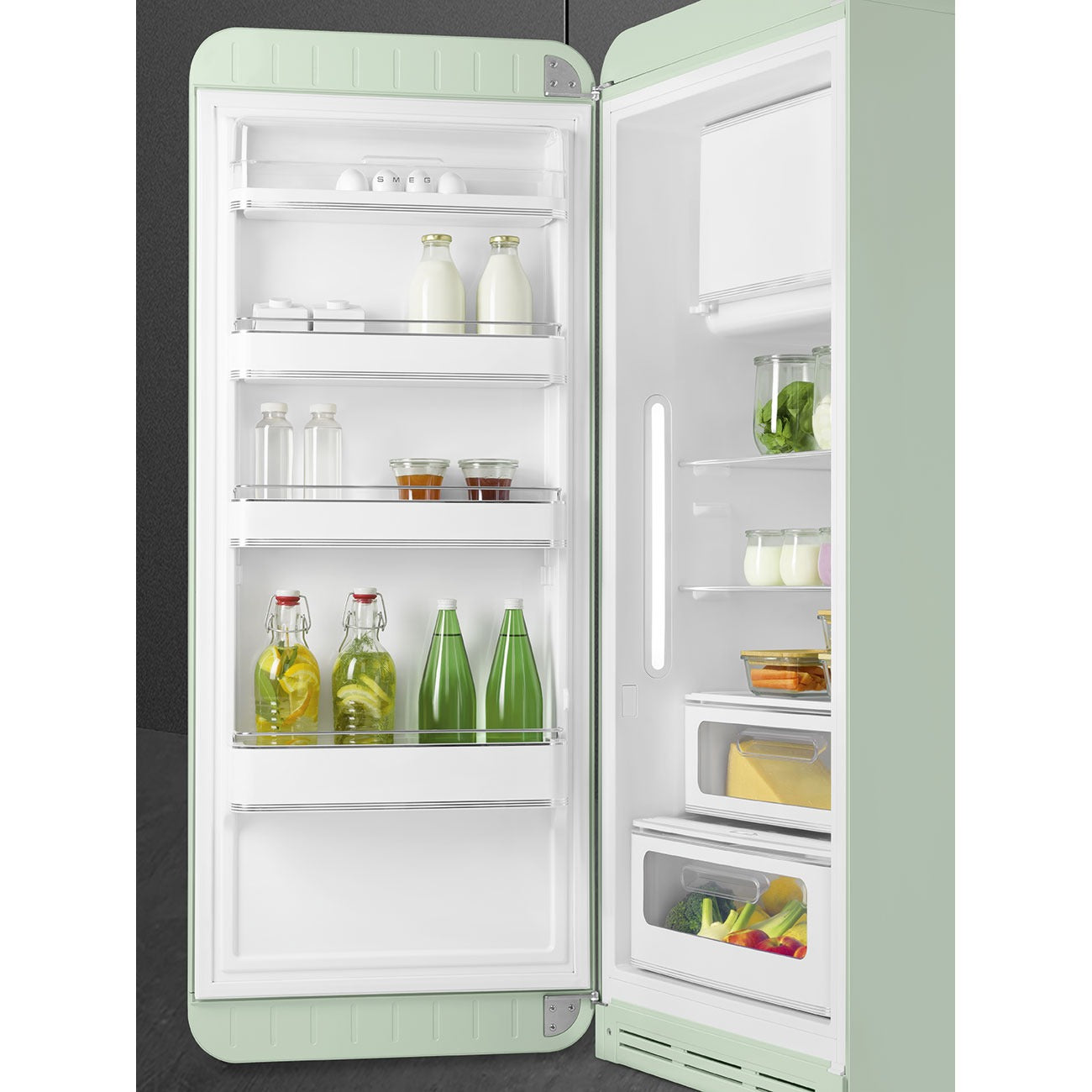 Tủ lạnh một cửa SMEG FAB28LPG5 màu xanh lá cánh trái